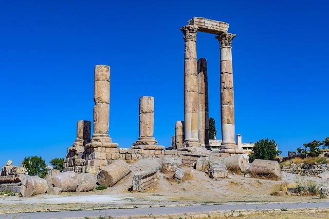 temple of hercules, historic site, roman temple, pillars, amman citadel, ancient, historic, travel, tourism, archaeology, amman, jordan, amman, amman, amman, amman, amman